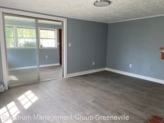 Foto del edificio - 3 br, 1 bath House - 410 Bailey St