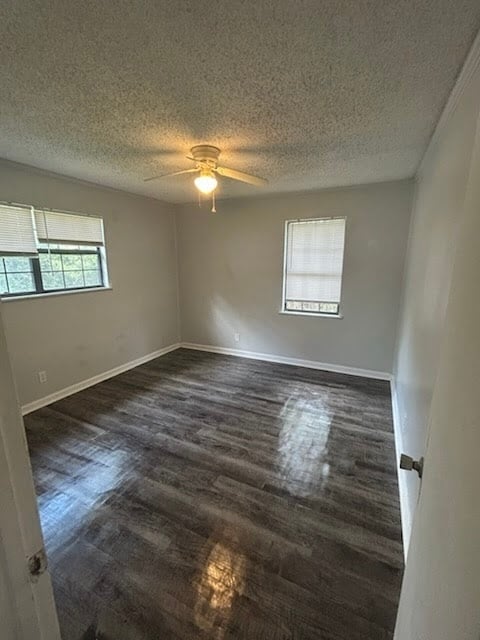 Building Photo - 1724 Pepper Dr