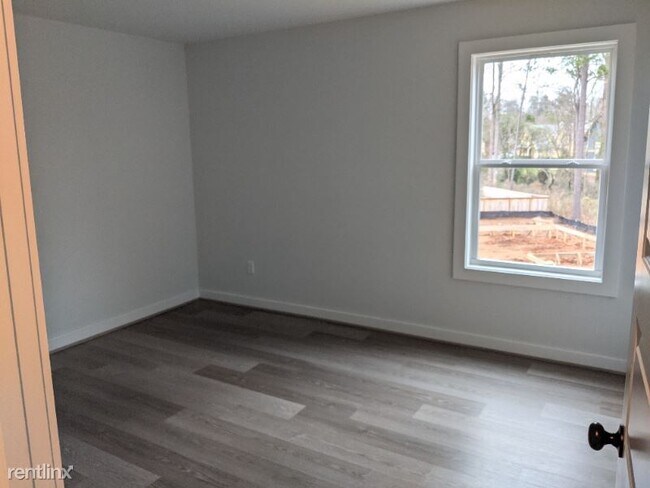 Building Photo - 726 Northern Village Ct