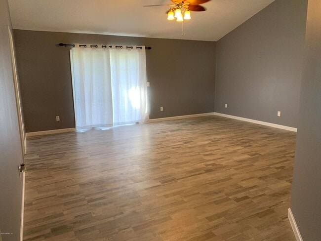 Building Photo - 12018 Sunchase Dr