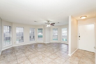Building Photo - 12526 Zavalla St