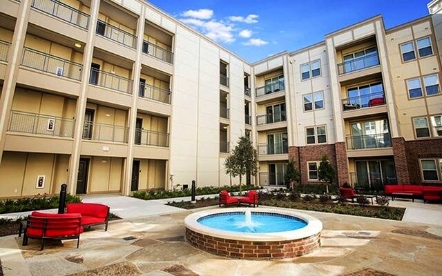 Foto del edificio - 145 S Heights Blvd