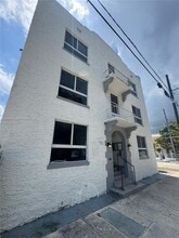 Building Photo - 676 SW 2nd St