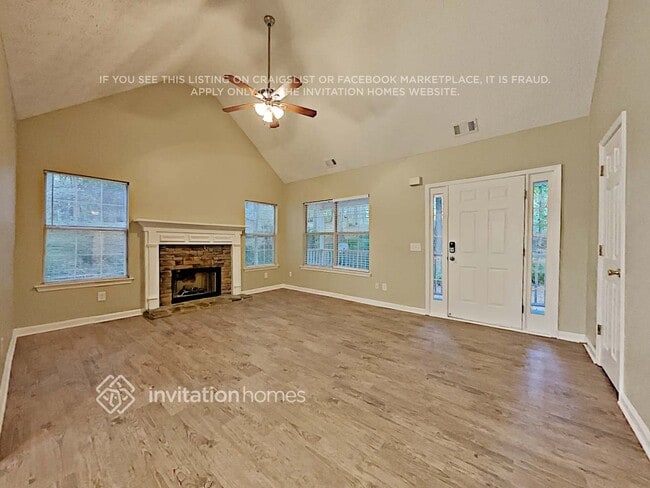 Building Photo - 6065 Savannah Dr