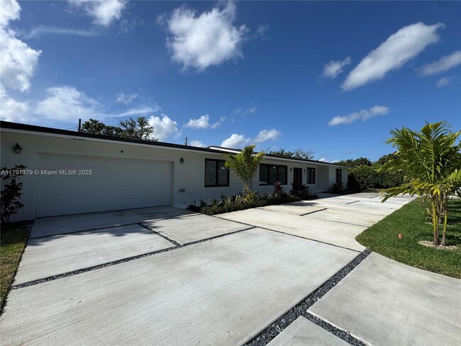 Foto del edificio - 10055 SW 135th St