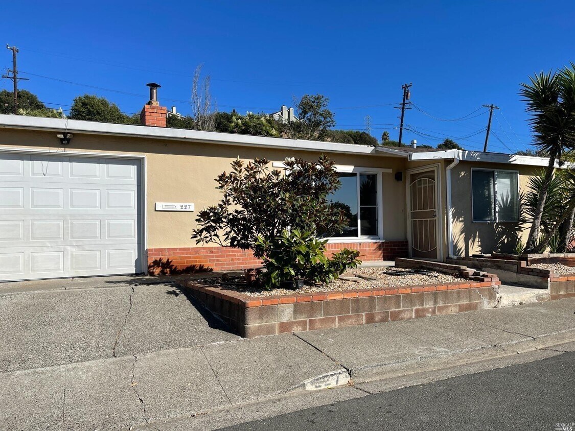 227 Navone St, Vallejo, CA 94591 House Rental in Vallejo, CA