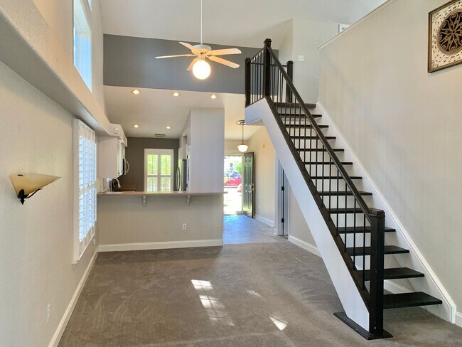 Building Photo - 1003 Tomlinson Blvd