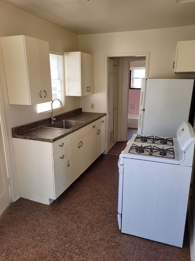 Foto del edificio - 4290 Poplar St