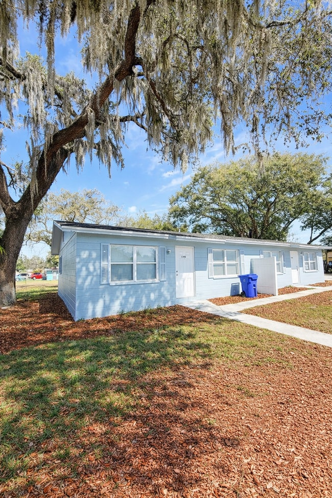 Building Photo - 1347-1349 W 2nd St