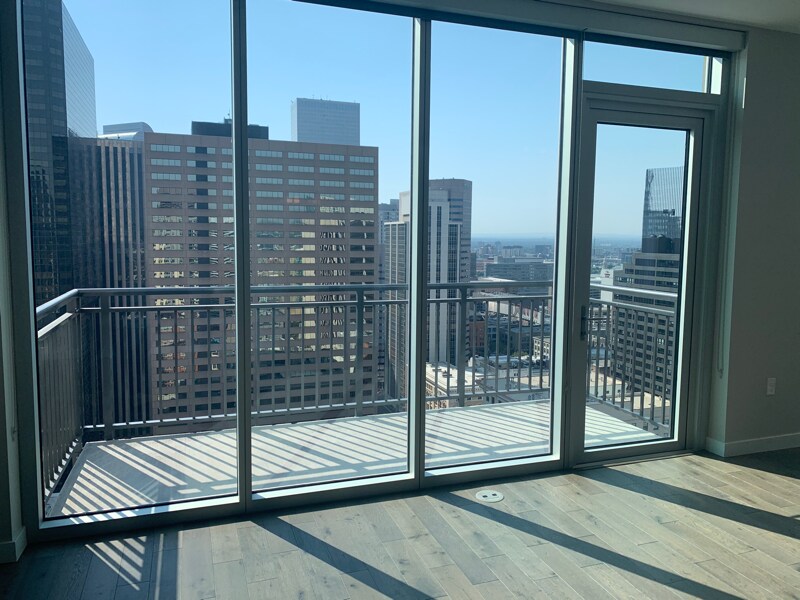 Foto principal - 1600 Curtis Street