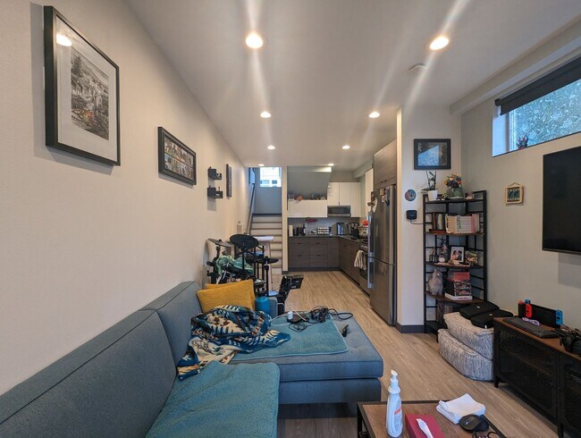 Foto del edificio - OPEN HOUSE Beatiful New Build Licton Sprin...