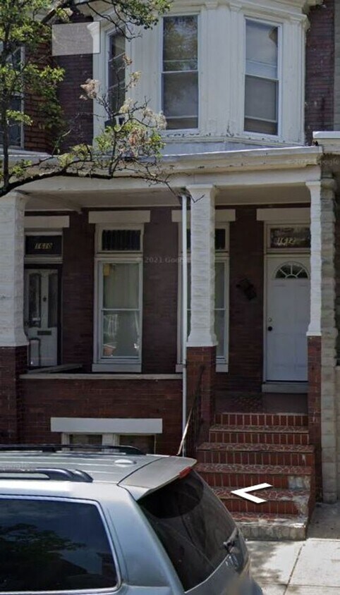 Primary Photo - 3 BEDROOM 2 BATHROOM HUGE TOWNHOUSE FOR RE...