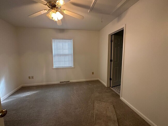 Foto del edificio - 109 E Pall Mall St