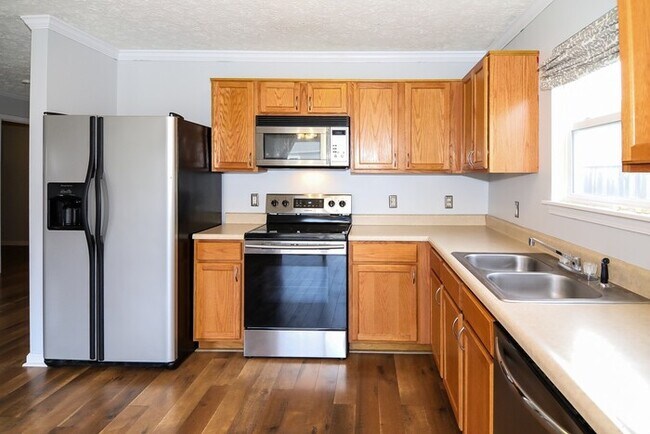 Foto del edificio - Fabulous Ranch In Highly Desirable Crossfi...