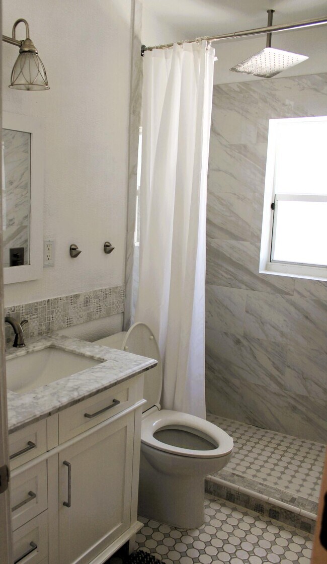 Foto del edificio - 501 NW 28th Ct