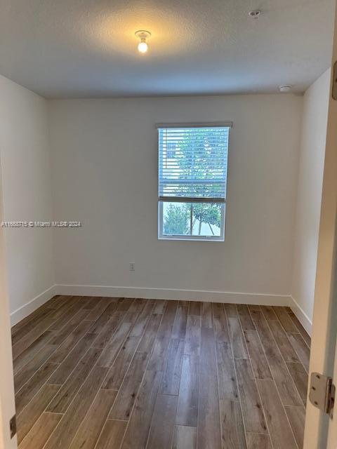 Building Photo - 130 SW 170th Ave