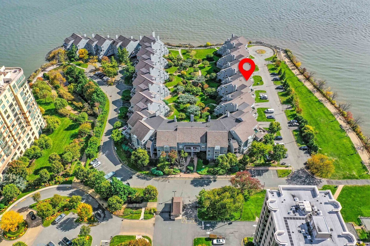 Foto principal - 14A Riverview Cir