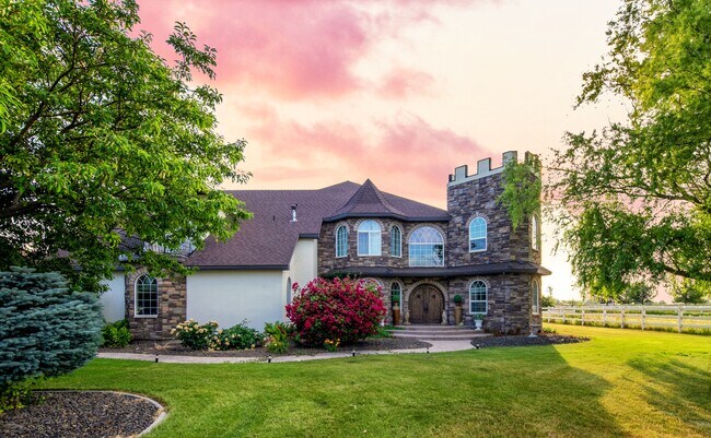 Foto del edificio - 4039 St James Loop