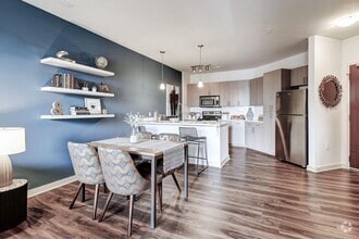 Building Photo - The Linden Apartments