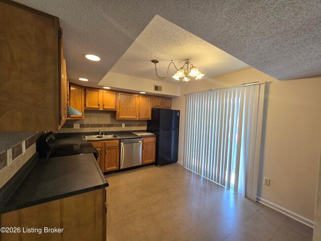 Building Photo - 6418 Venango Dr