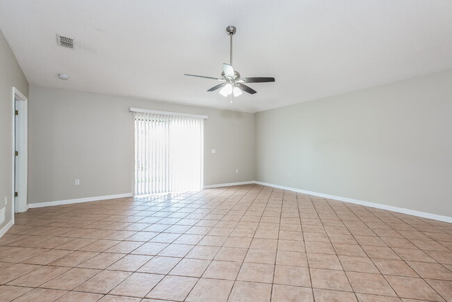 Building Photo - 3031 Elbib Dr