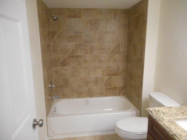 Foto del edificio - 1st Floor Unit overlooking the Preserve- 2/2 Condo in the Enclave