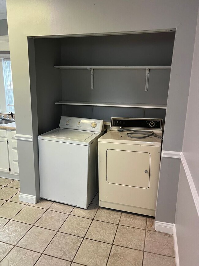 Foto del edificio - 2 Bedroom House