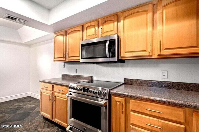 Foto del edificio - 1530 S River Dr