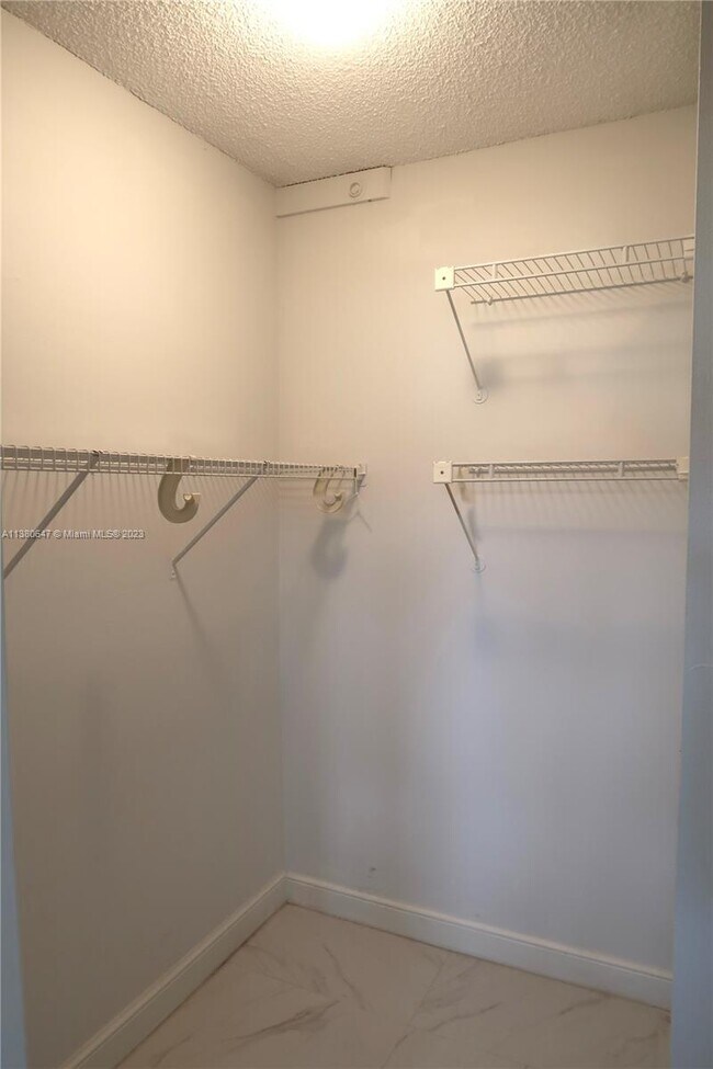 691 S Hollybrook Dr Unit 208, Pembroke Pines, FL 33025 Condo for Rent