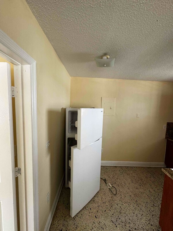 Foto del edificio - 1040 SW 7th St