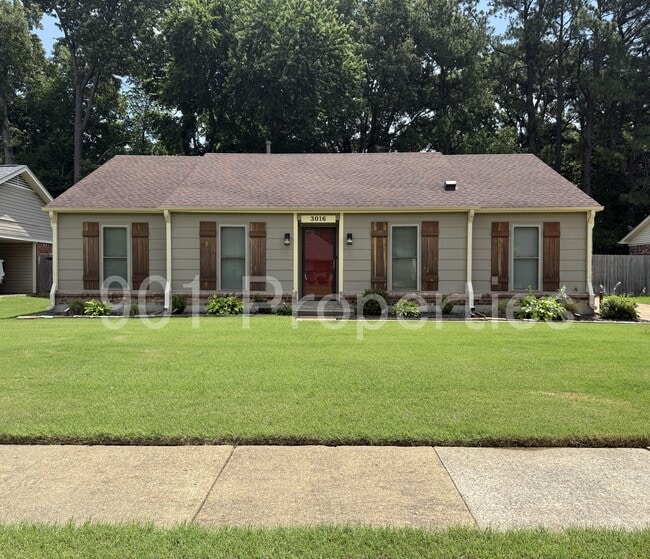 Photo - 3016 Ingleside Dr House