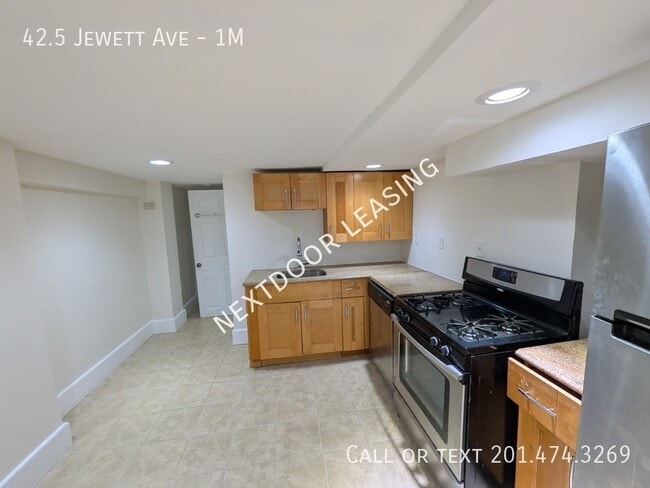 Photo - 42.5 Jewett Ave-1M Apartment