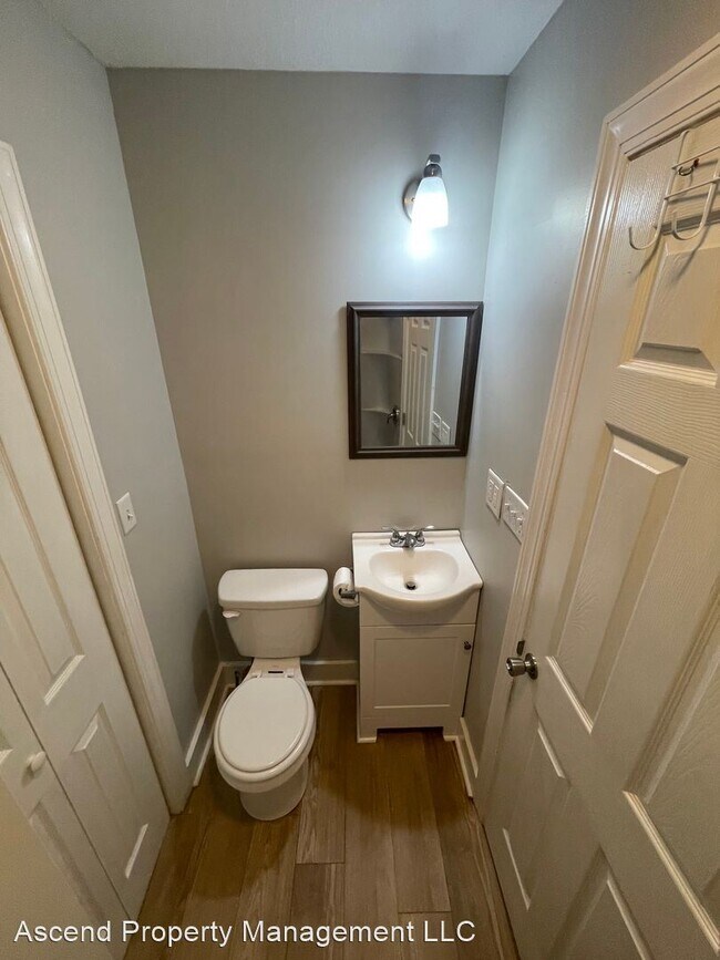 Building Photo - 4 br, 2 bath House - 1215 San Hsi Drive