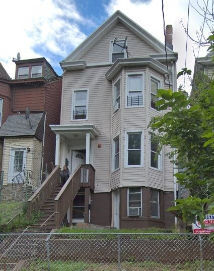 Building Photo - 523 Totowa Ave