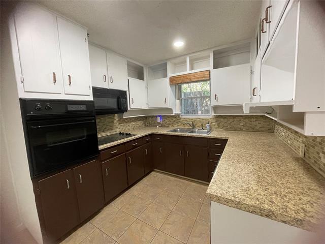 Building Photo - 7025 Lowery Ln