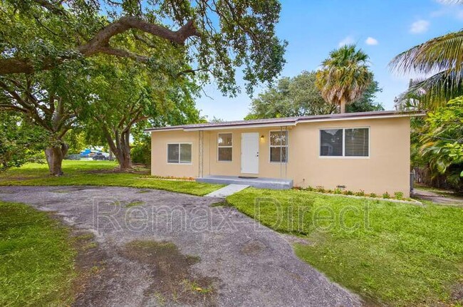 Photo - 2609 Richard Rd House