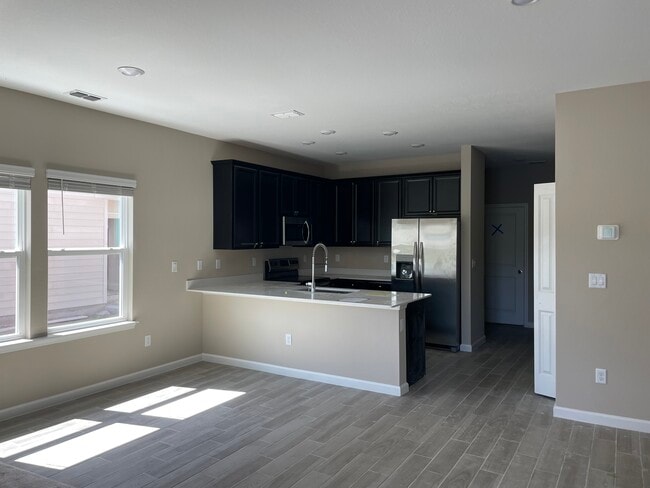 Building Photo - 2614 Sandy Dune Dr