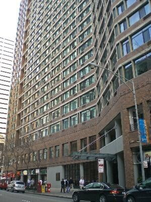 Foto del edificio - 211 E Ohio st.
