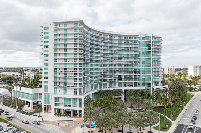 Additional Building View - The Plaza at Oceanside