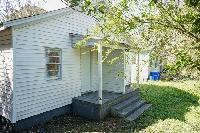 Foto del edificio - 1220 Battle St