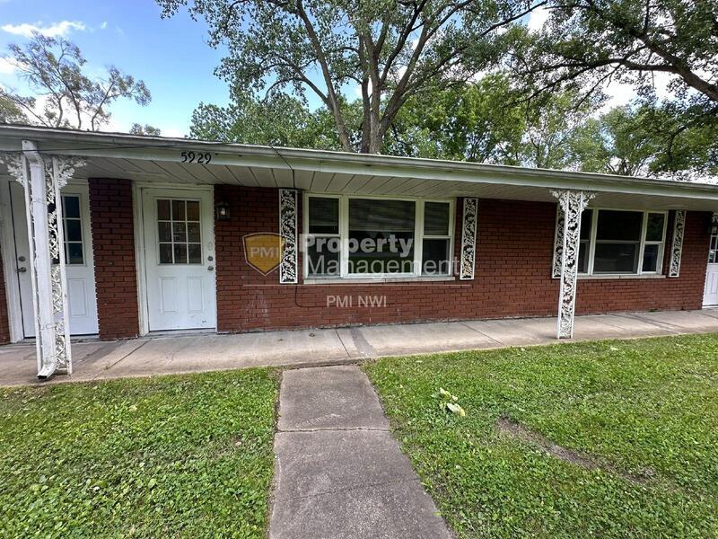 5929 Jefferson St, Merrillville, IN 46410 Condo for Rent in