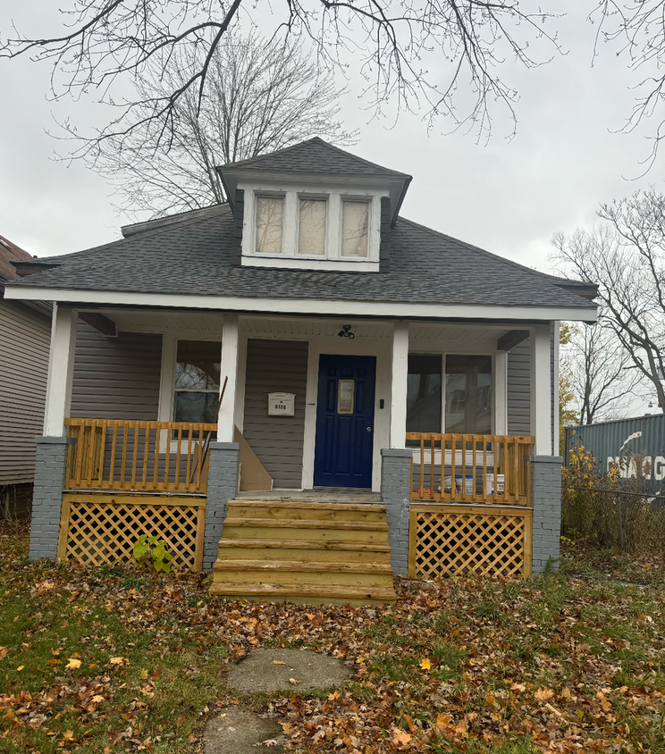 Primary Photo - 3 Bed | 2 Bath Beauty In Detroit!