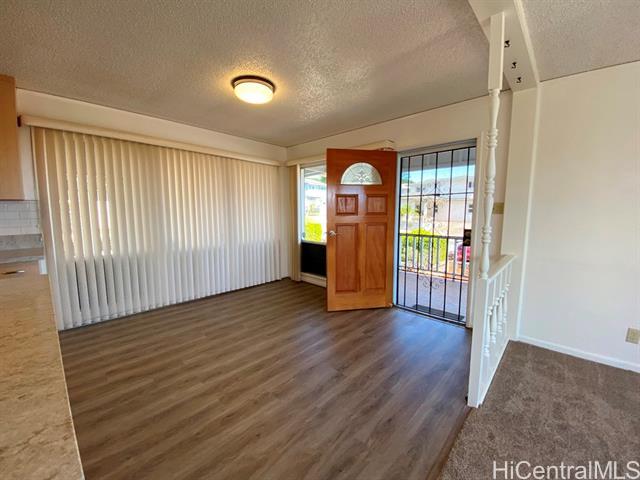 Building Photo - 98-1350-1350 Ho'ohiki St