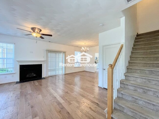 Building Photo - 6713 Hampton Roads Pkwy