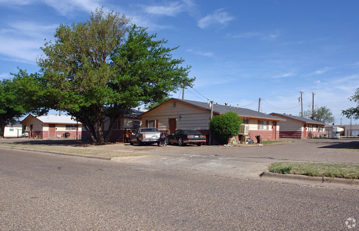 Primary Photo - 216 37th St