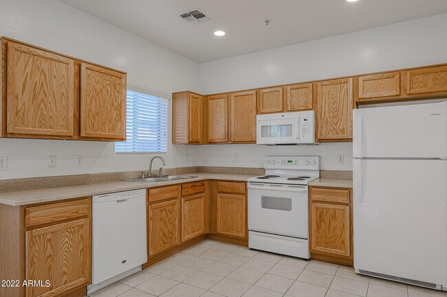 Foto del edificio - 8940 W Olive Ave