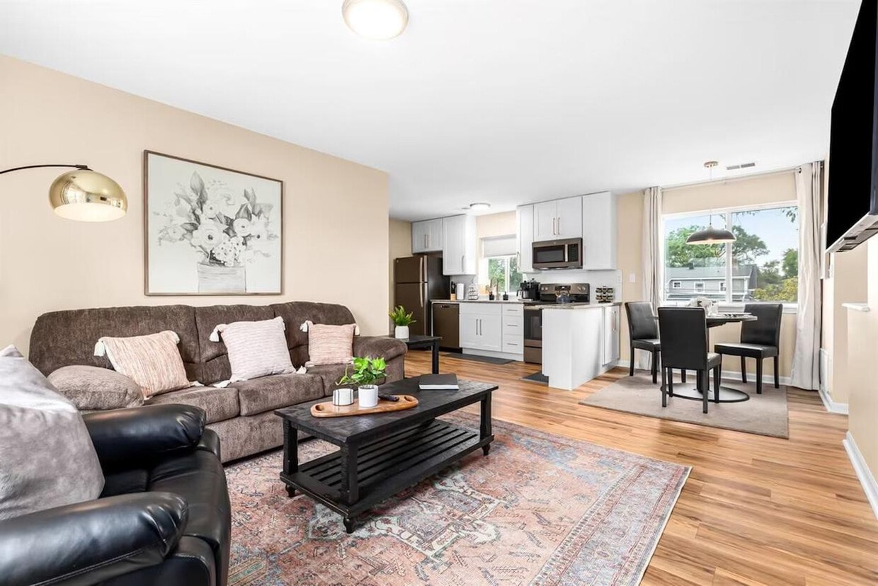 Foto principal - 18308 Mesle St