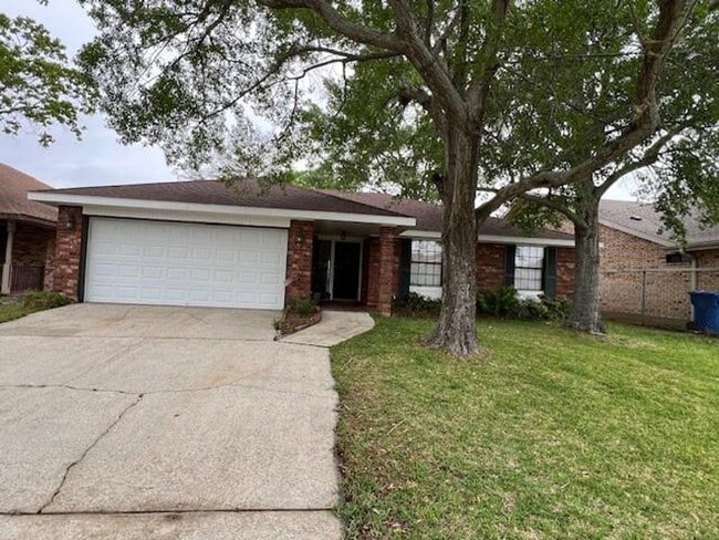 Building Photo - 228 Constellation Dr