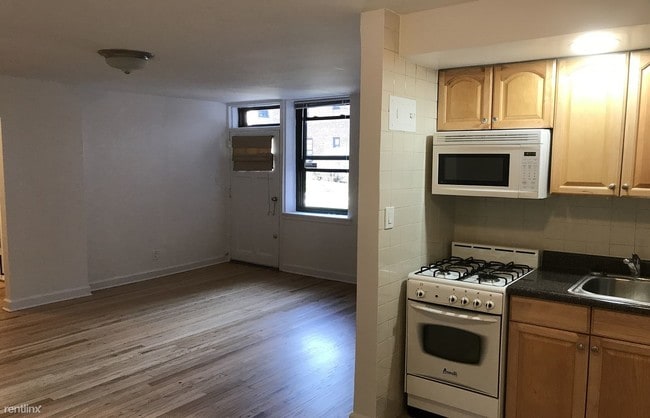 Building Photo - 2226 80th St
