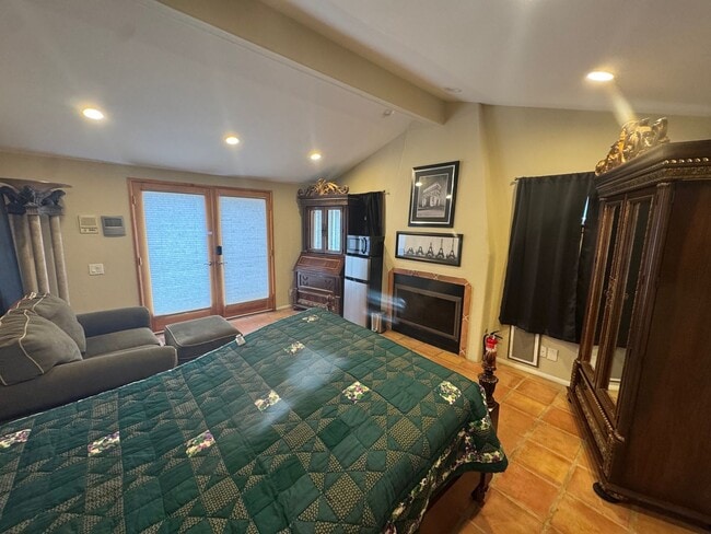 Foto del edificio - Quail Canyon Rd